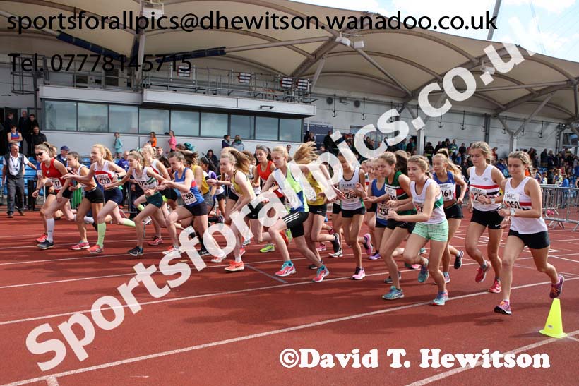 Womens under-17s Northern 6 and 4 Stage Road Relays. Photo: David T. Hewitson/Sports for All Pics